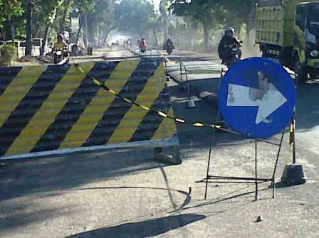 Jalan Tempeh-Lumajang Segera Mulus Seperti Tol
